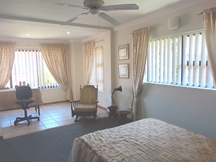 3 Bedroom Property for Sale in Dolphin Creek Golf Estate Western Cape